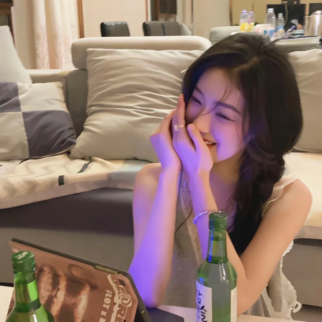 景颇姑娘